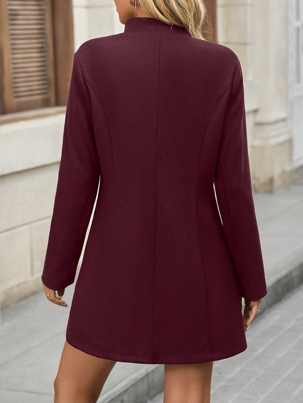 Manteau à Col Droit