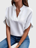 Chemise Col en V Douce et Élégante Manon