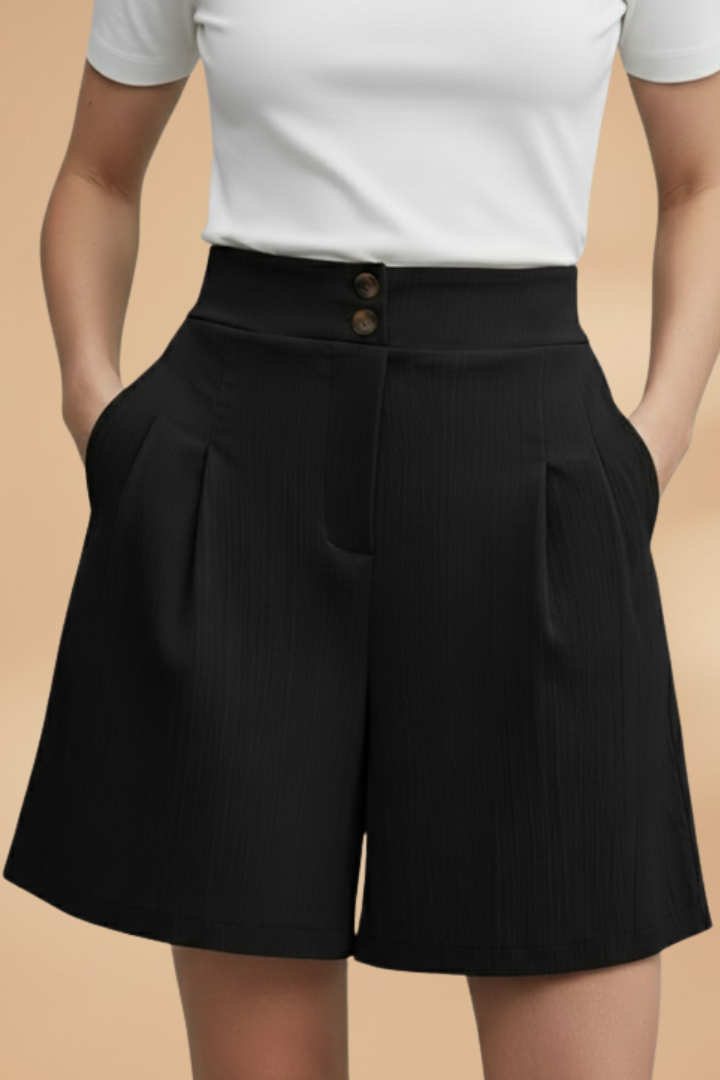 Short Décontracté avec Rangée de Boutons et Passants de Ceinture Stephanie