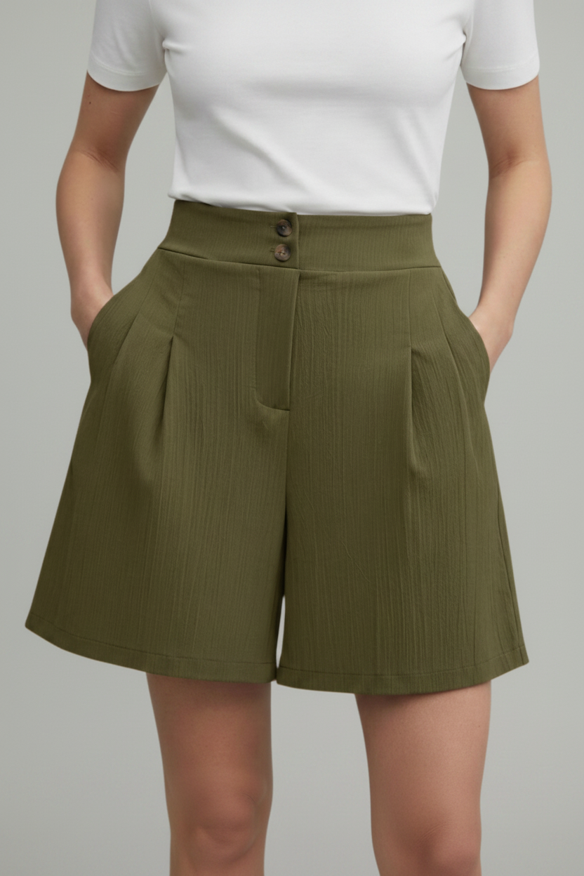 Short Décontracté avec Rangée de Boutons et Passants de Ceinture Stephanie